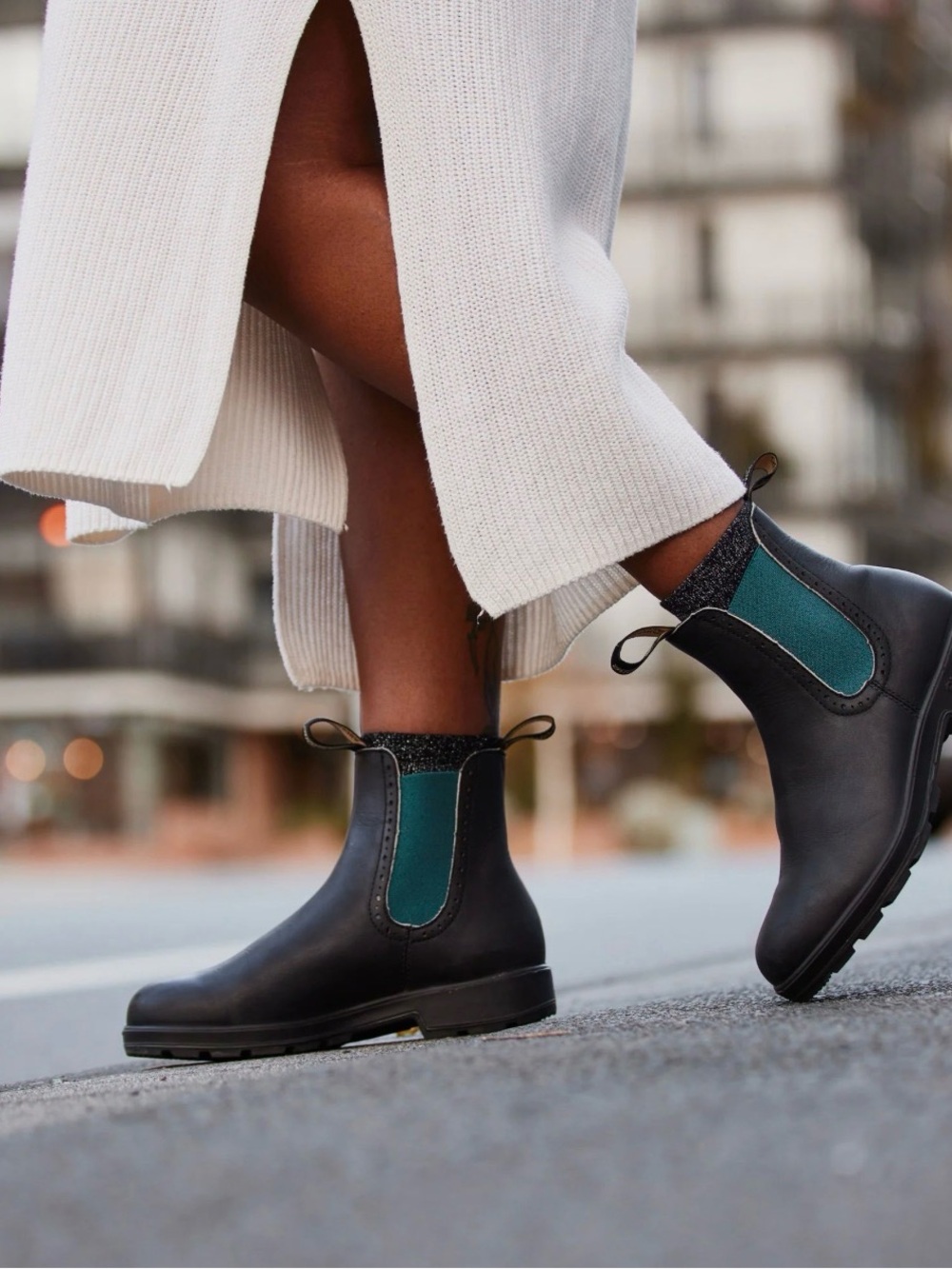 BNWOT Blundstone 2320 Originals